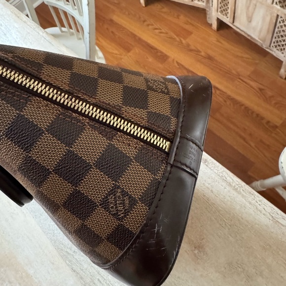 LOUIS VUITTON Alma Damier Ebene
Satchel/Top Handle Bag PM - Picture 8 of 16